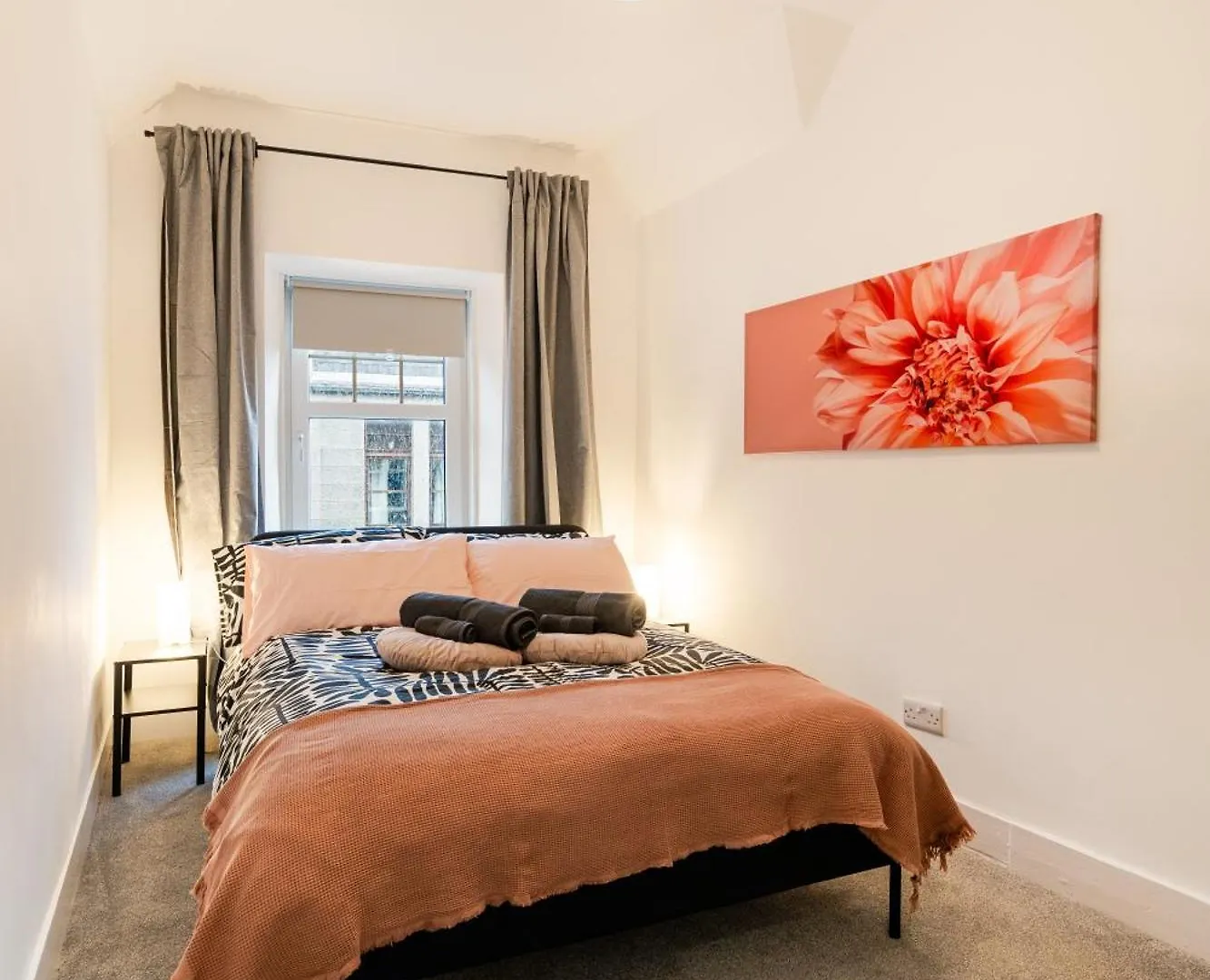 1 Bed Flat - City Centre Aberdeen Apartment